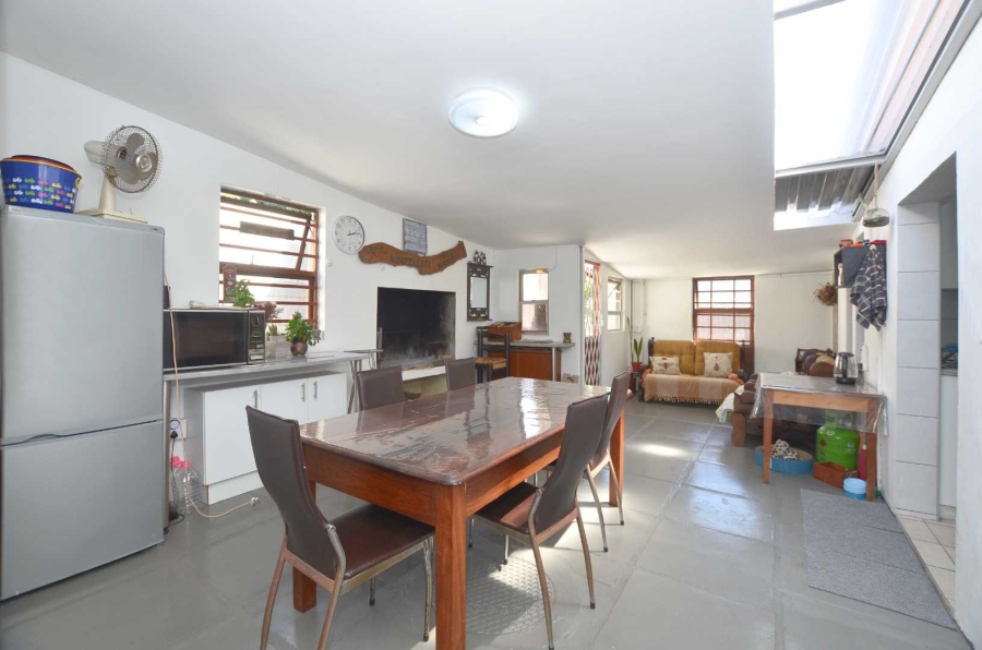 4 Bedroom Property for Sale in Bothasig Western Cape